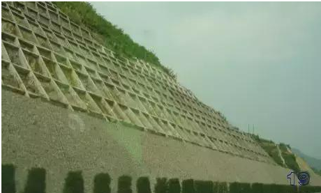 公路路基路面设计体会，满满的都是不能疏忽的细节！